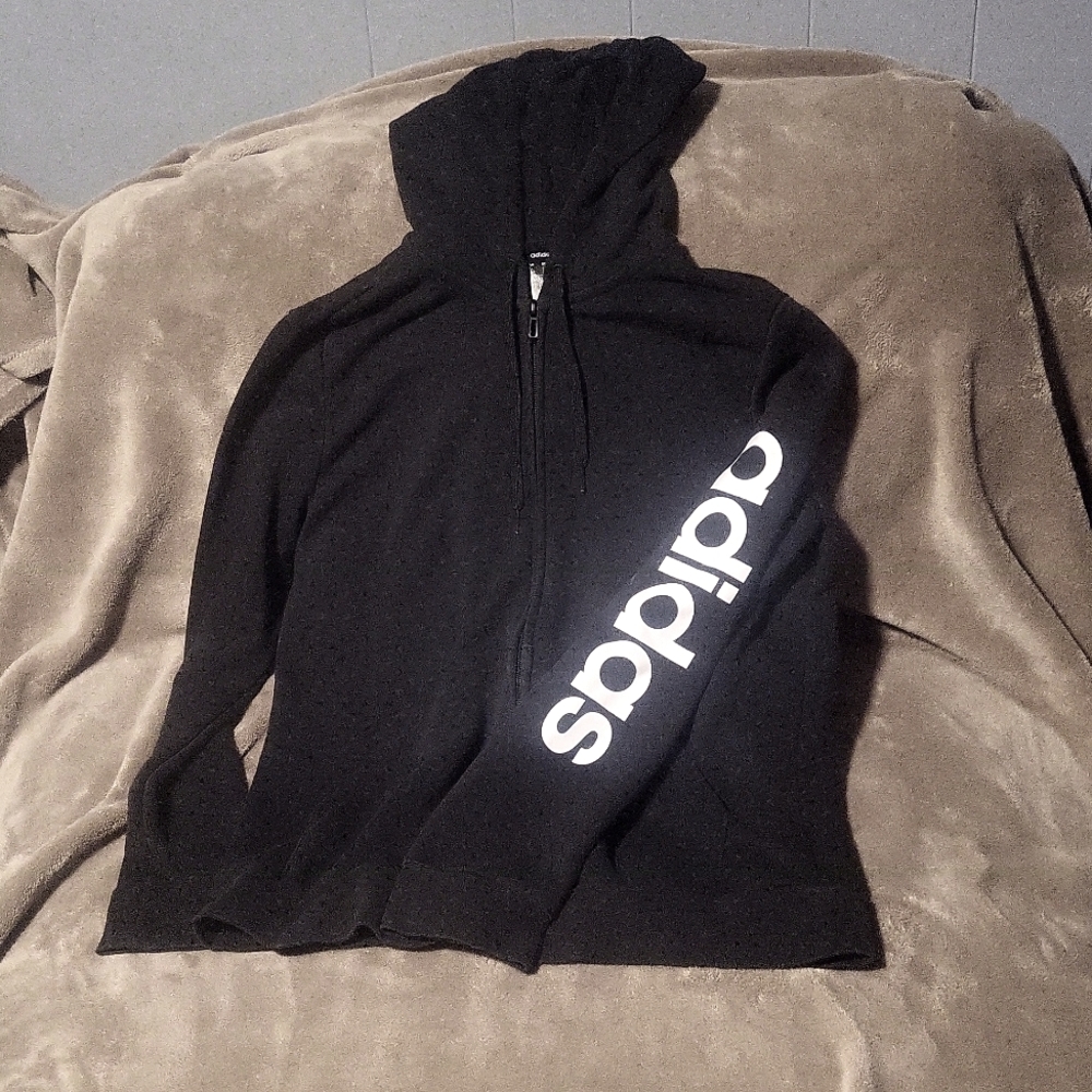 ADIDAS ZipUp Hoodie